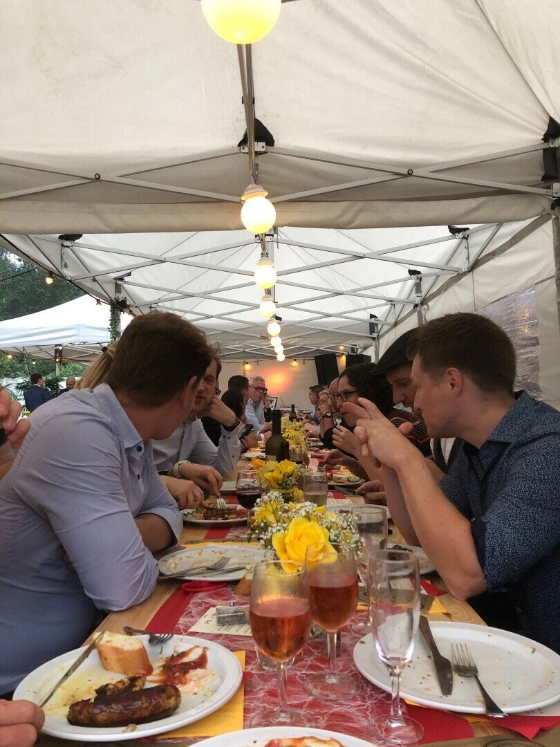 Vouwtent en tentverlichting familiefeest