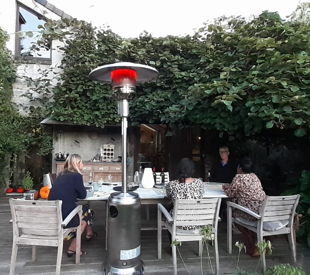 warmtepaddestoel voor buitenverwarming, tuinverwarming en terrasverwarming