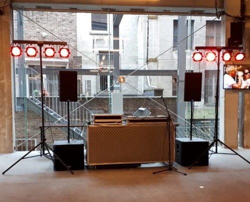 Verhuur van muziekinstallatie of geluidsinstallatie voor jouw sinterklaasfeest