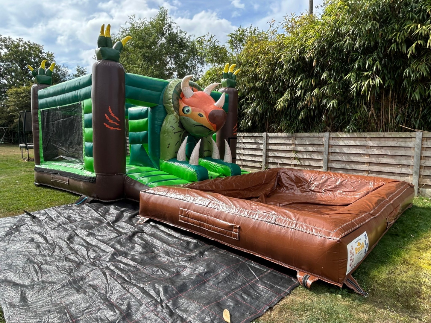 Springkasteel multiplay Dino met Zwembad