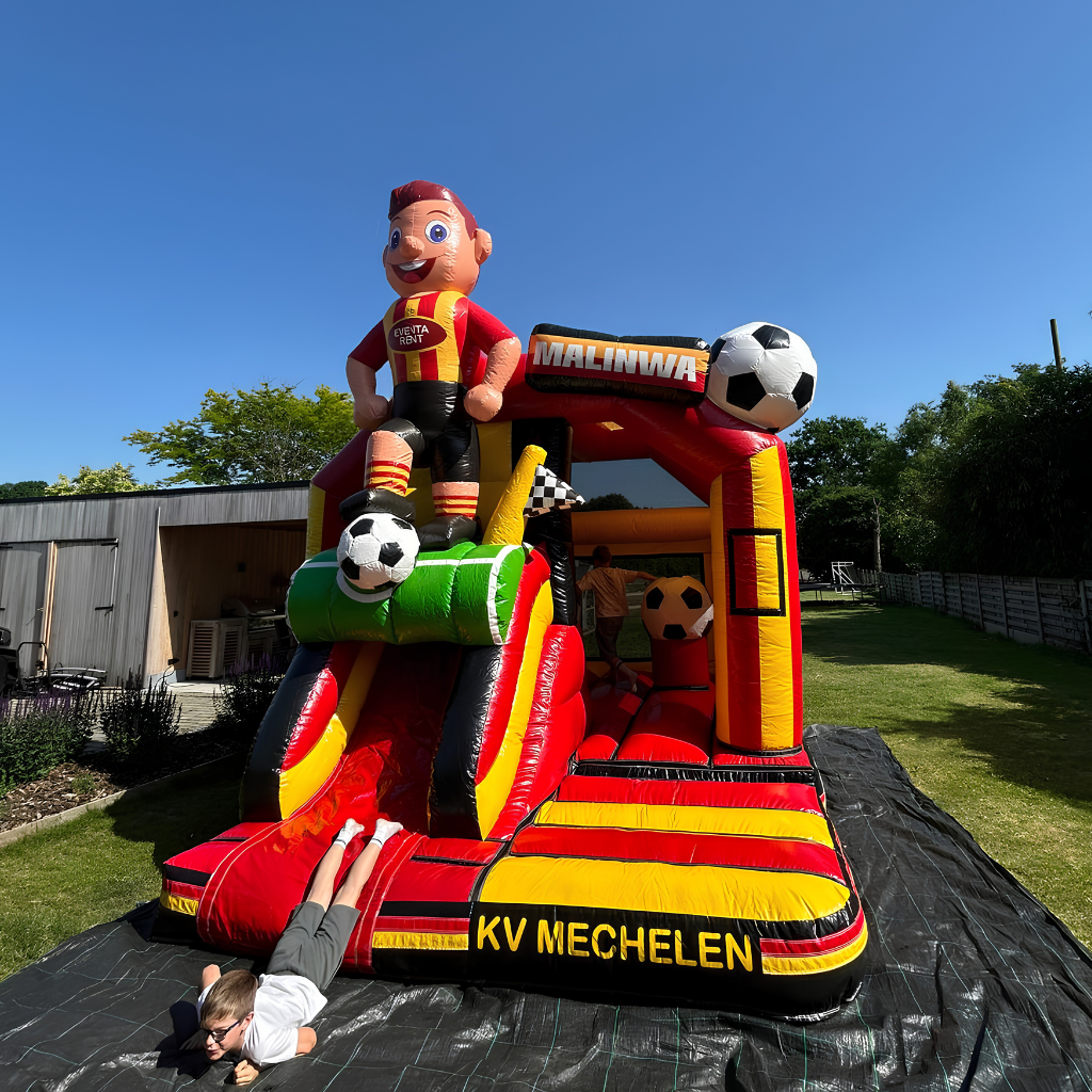 KV Mechelen springkasteel